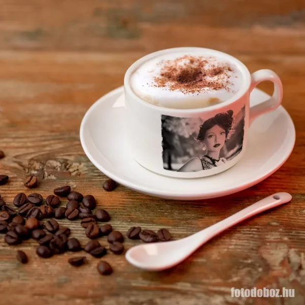 Egyedi fényképes cappuccino-s csésze
